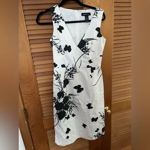 Moda International white black butterfly dress size 4